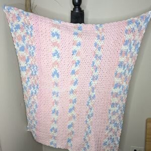 Cozy Pastel Pink and Blue Knitted Throw Blanket